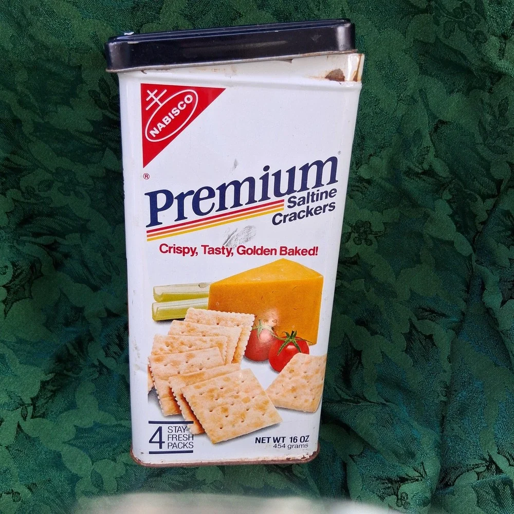 Vintage 1985 Nabisco Premium Saltine Crackers Tin 16oz Collectible